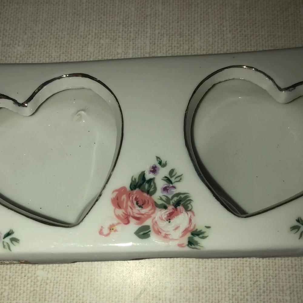 Double Hearts Floral Photo Picture Frame Vintage With‎ Gold color Edging